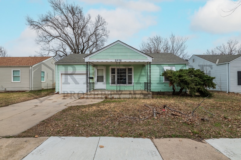 Foto principal - 2056 Poplar St