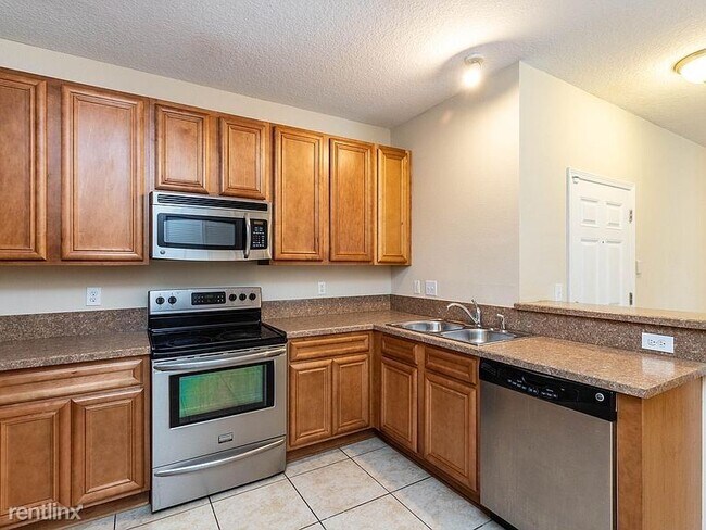 Building Photo - 6935 Ortega Woods Dr