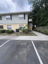 Building Photo - 226 Thorntree Pl