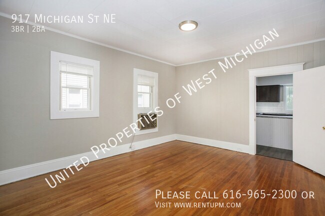Building Photo - Available Now | Charming 3 Bedroom, 2 Bath...