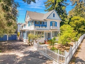 Building Photo - 79 Claremont Ave