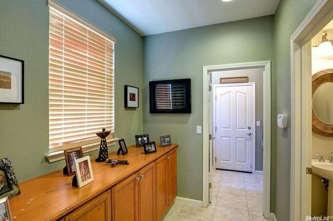 Building Photo - Coming Soon! Stunning Home in Mountain House 2 Junior Primary bedrooms w/ own Private Bath!