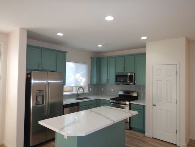 Foto del edificio - Cute as a button in Double Diamond Ranch!