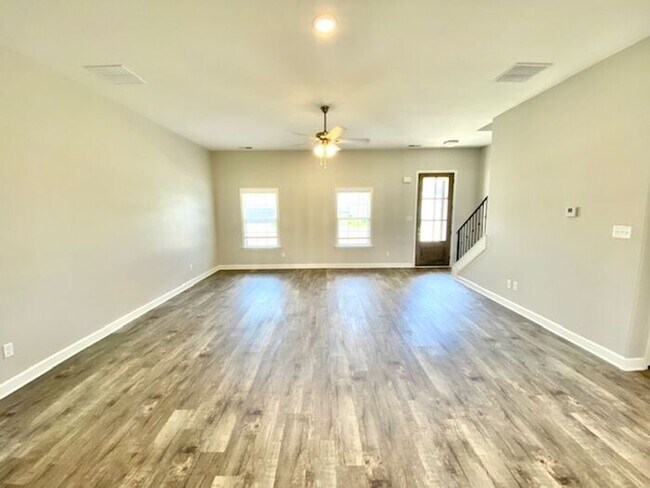 Foto del edificio - Move In Special! Now Leasing a Brand New 4...