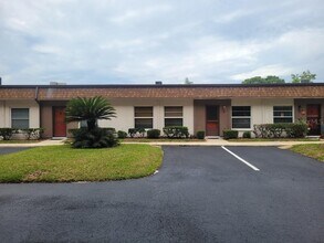 Building Photo - 6141 Chesham Dr