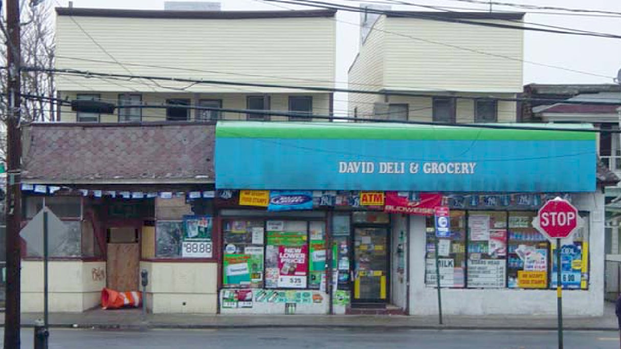 Foto principal - 112-30 Rockaway Beach Blvd