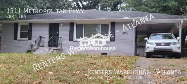 Building Photo - Updated 2 Bedroom 1 Bath with Hardwood Flo...