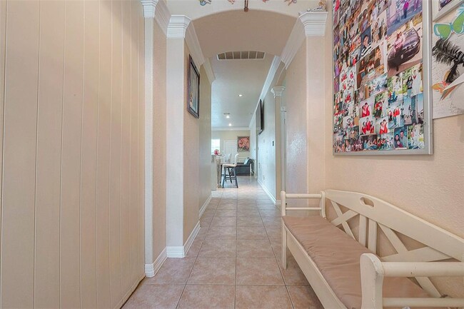 Building Photo - 4855 Raven Ridge Dr