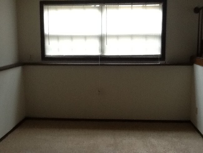 Foto del edificio - 2300 Yorktowne Dr