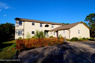 Building Photo - 440 Mercury Ave SE