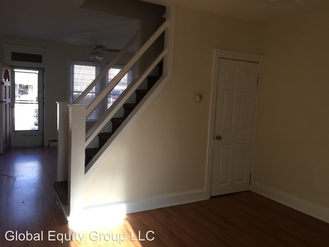 Building Photo - 1 br, 2 bath House - 283 Ashmore St.