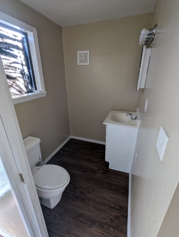 Building Photo - 146 Fairlawn Ave