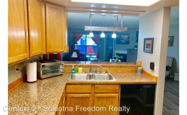 Building Photo - 2 br, 2 bath Apartment - 807 Auk Street