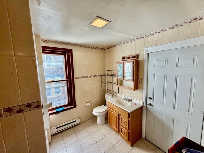 Building Photo - 43 S 13th St