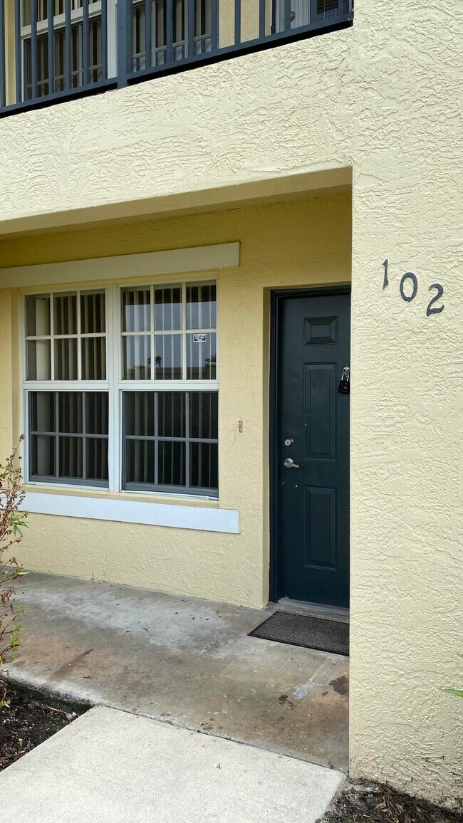 Foto del edificio - 158 SW Peacock Blvd