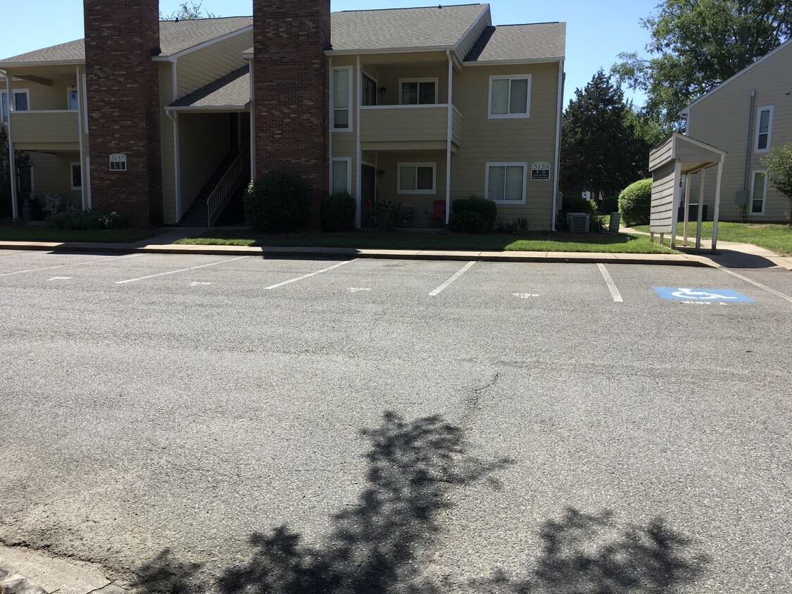 3139 Heathstead Place Unit A, Charlotte, NC 28210 Condo for Rent in