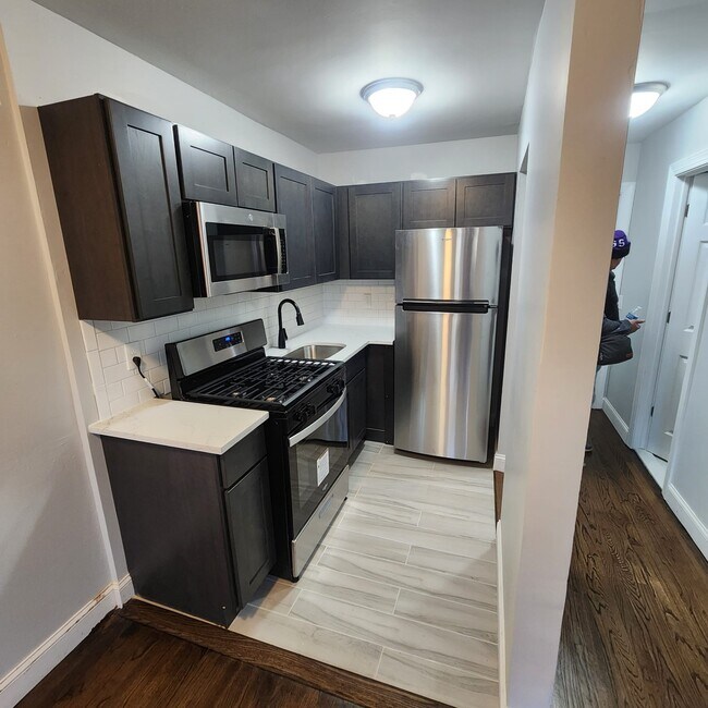 Foto del edificio - 538 W 7th St