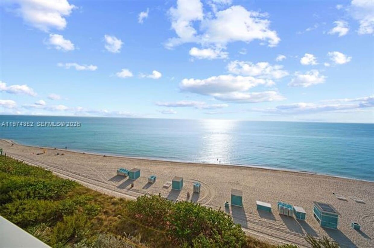 Photo - 6801 Collins Ave appt 604 (A11974352)