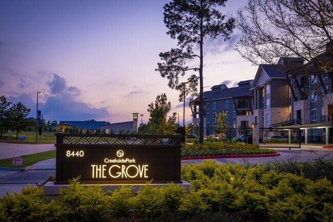 Building Photo - Creekside Park The Grove