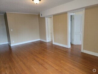 Building Photo - 3320 Gillham Rd