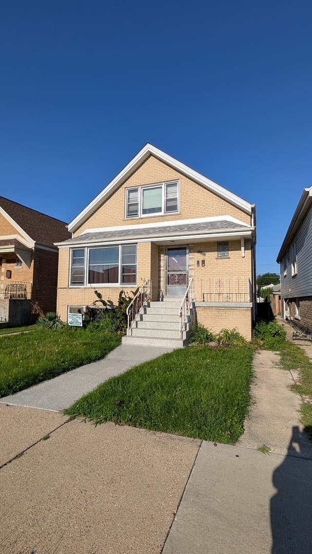 Building Photo - 4346 S Karlov Ave