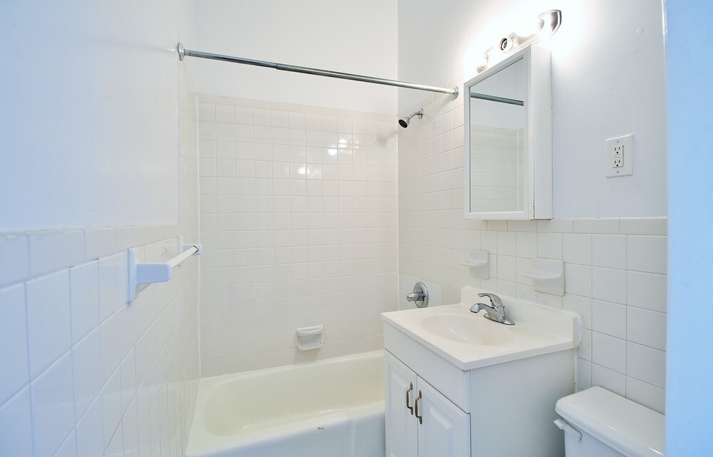 Primary Photo - 15 E 23rd St