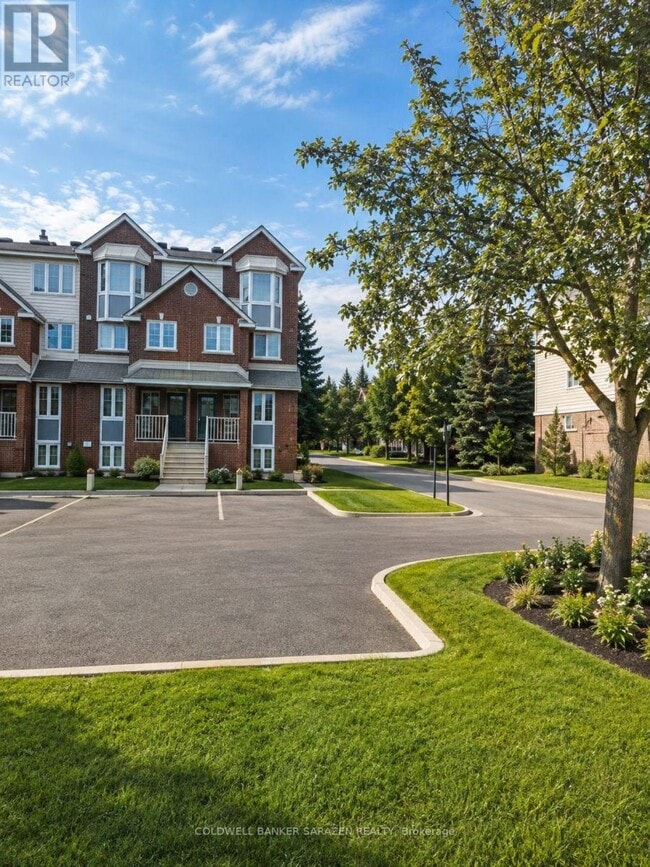 Building Photo - 3 Briston Private