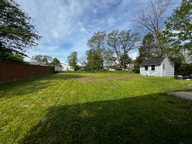 Building Photo - 1151 Appenzeller Ave