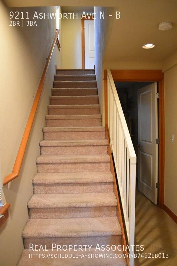 Foto del edificio - 9211 Ashworth Ave N