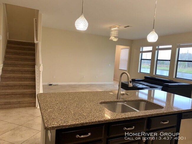 Building Photo - Large 5/3 Available Now In Gated Community!