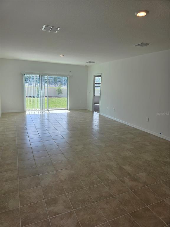 Foto del edificio - 503 Wayland Dr
