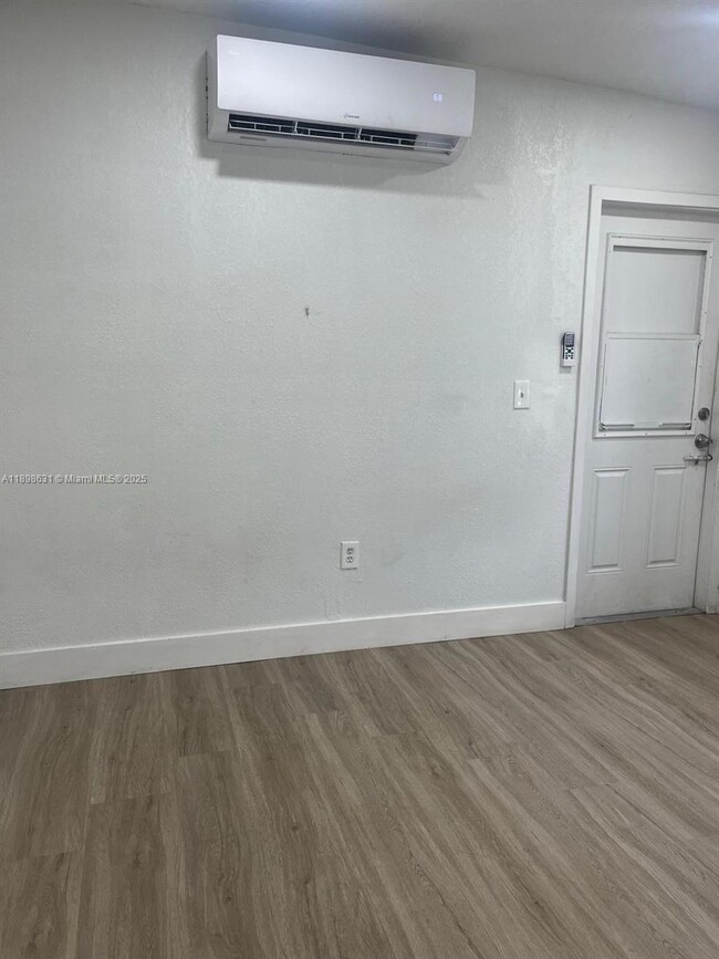 Foto del edificio - 1631 NW 29th Ave