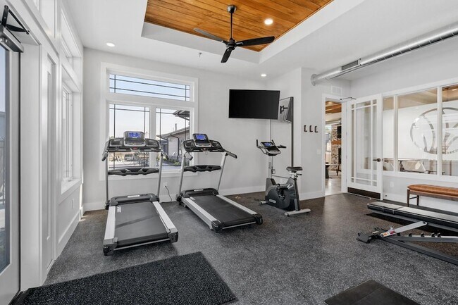 Foto del edificio - 5079 Lambert Ave NE