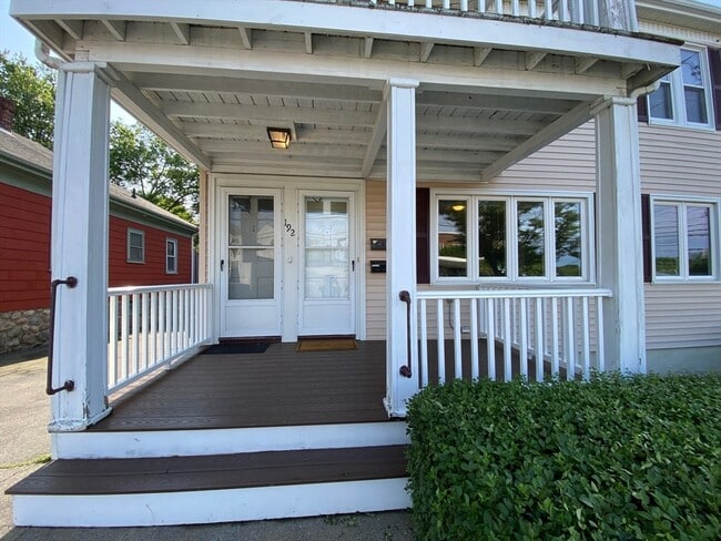 Building Photo - 192 Jefferson Ave