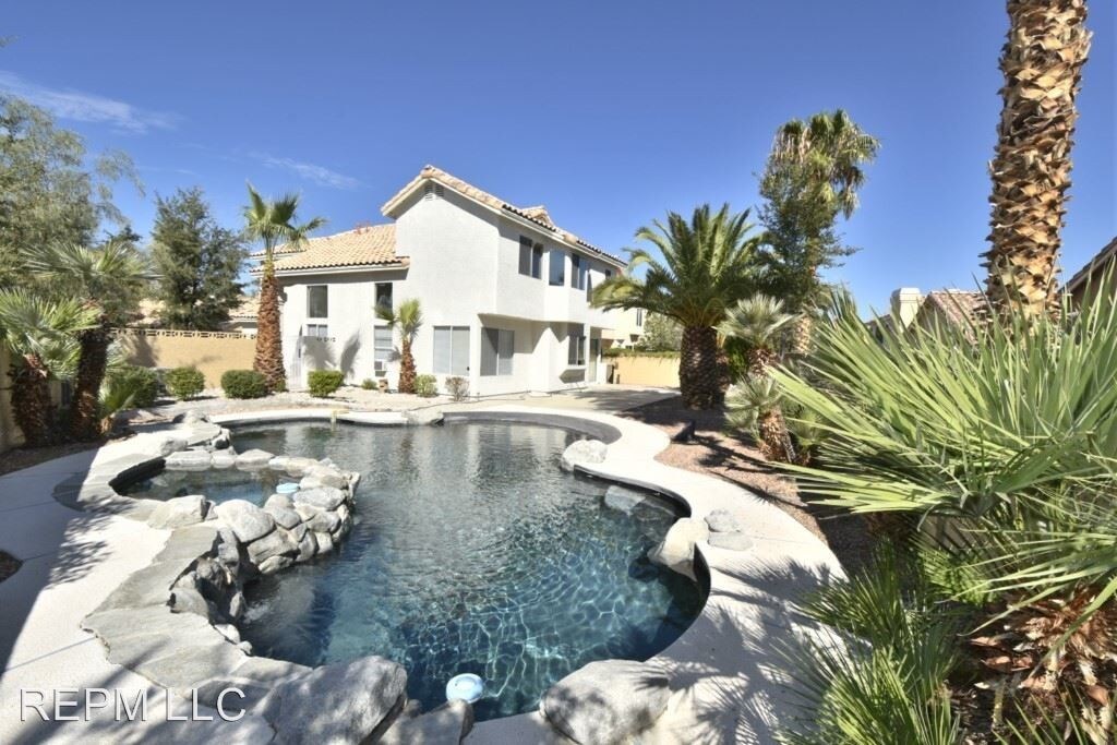 Primary Photo - 2408 Twin Flower Cir