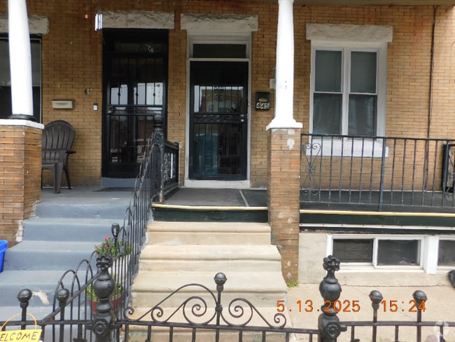 Building Photo - 445 N 53rd St