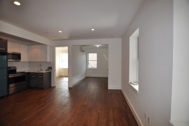 Primary Photo - 2514 Cortelyou Rd