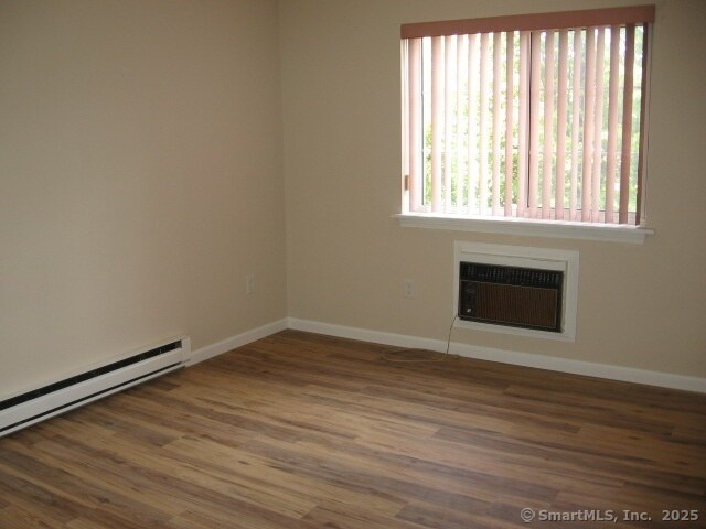Building Photo - 81 Chipman St