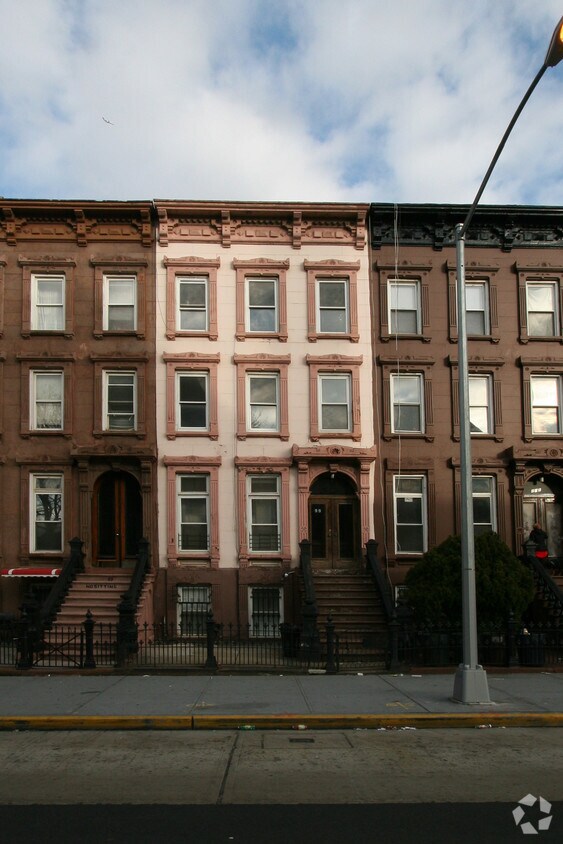 Primary Photo 12/27/2006 - 99 Halsey St