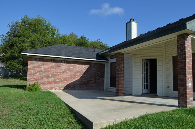 Foto del edificio - 3BR 2BA is located in a quiet Harker Heigh...