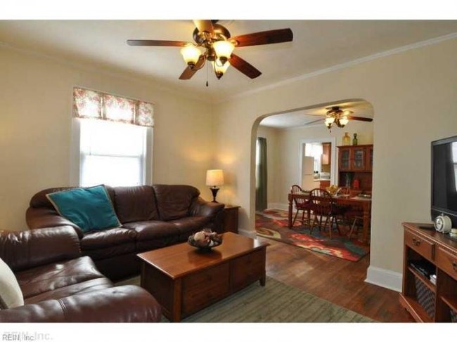 Foto del edificio - 3 bedroom in Chesapeake VA 23320