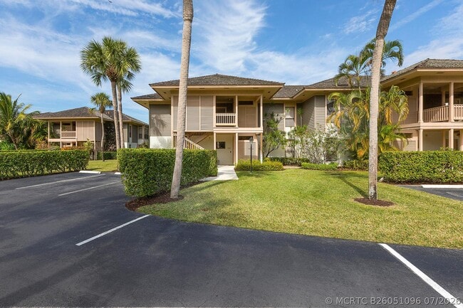 Building Photo - 11818 Pebblewood Dr