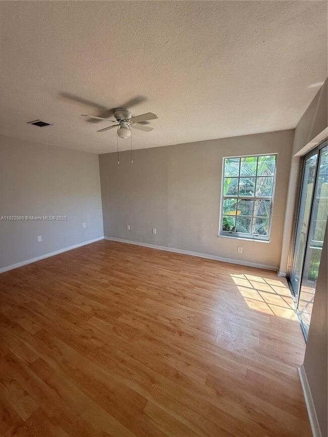 Foto del edificio - 9286 SW 146th Ct