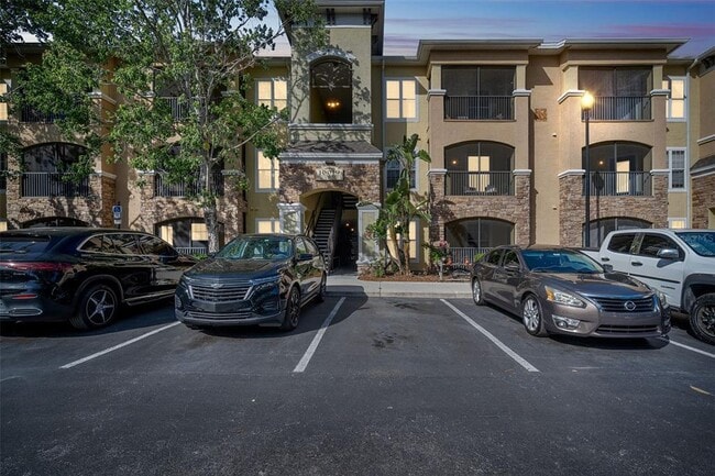 Building Photo - 10019 Courtney Palms Blvd