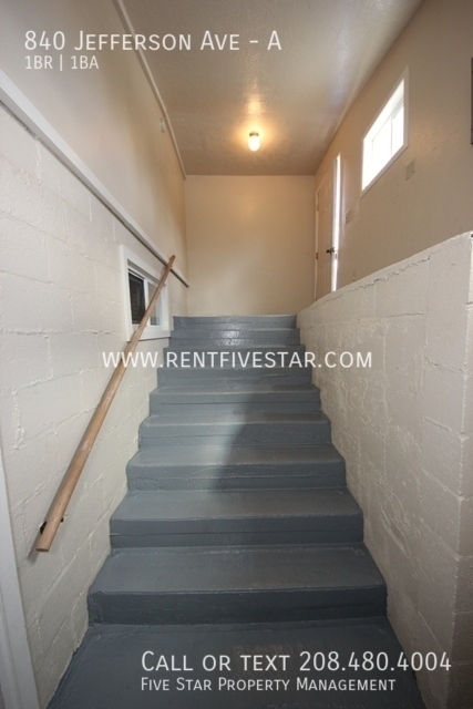 Foto del edificio - Spacious 1 Bedroom Apartment With Off-Stre...