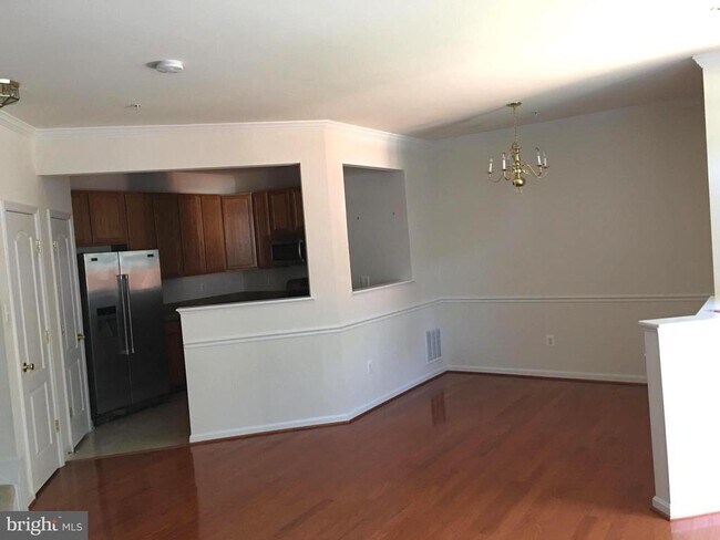 Building Photo - 115 Leather Fern Way