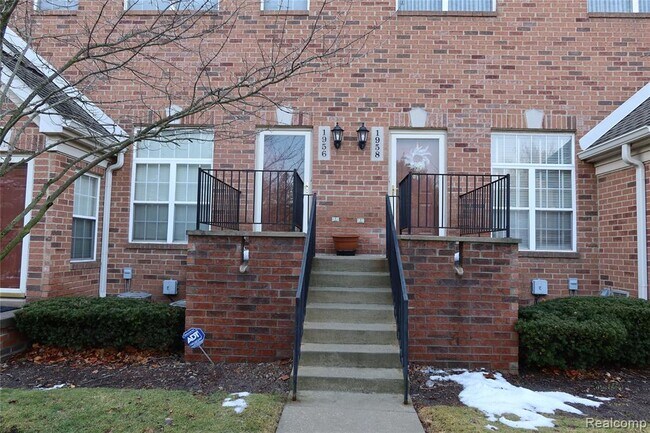 Foto del edificio - 1956 Campau Farms Cir