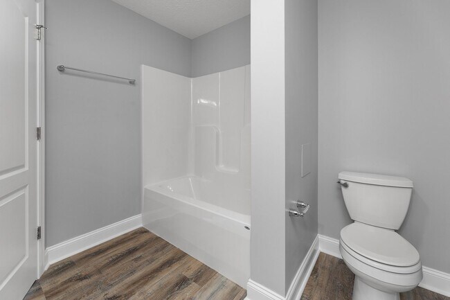 Building Photo - Available for the 2026-2027 lease term.