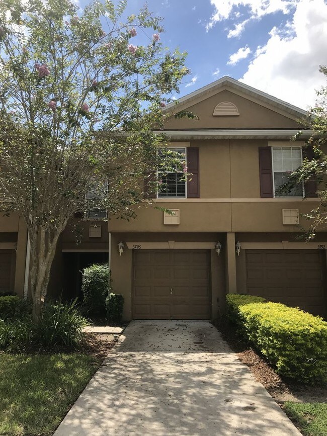 APPLICATION PENDING3/2 In Walden Chase Townhouse for Rent in Oviedo