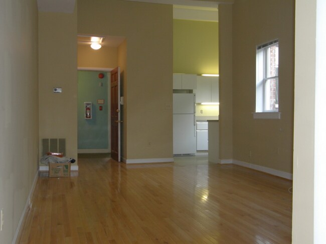 Foto del edificio - 1856 Kalorama Rd NW